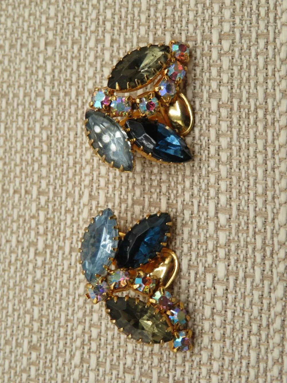 Vintage Blue Gray Rhinestone AB Accent Clip On Earrings